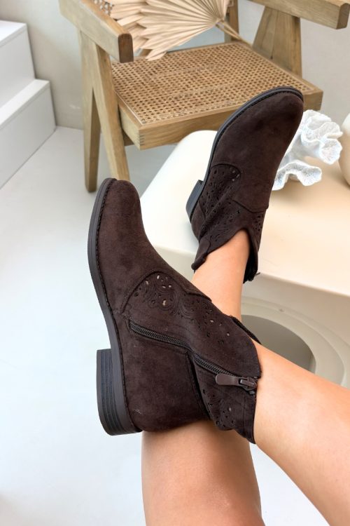 1114105 Boots model 224431 Step in style