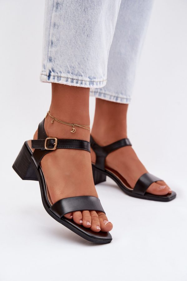 1116361 Heel sandals model 225113 Step in style