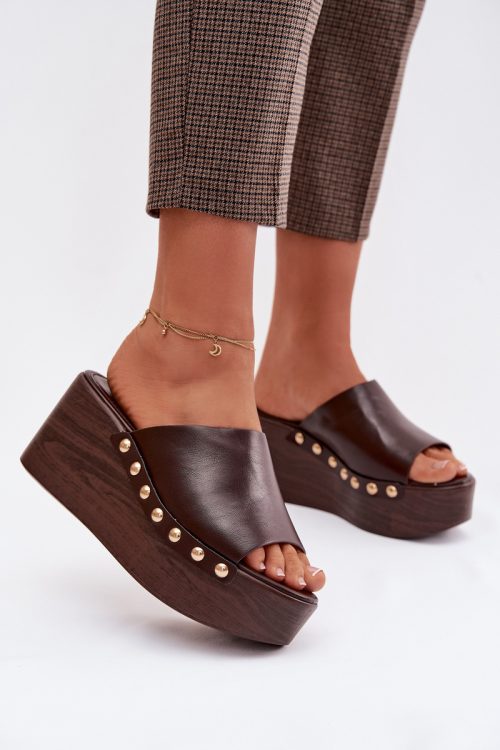 1116411 Buskin model 225130 Step in style