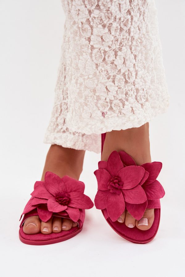 1117230 Flip-flops model 225391 Step in style