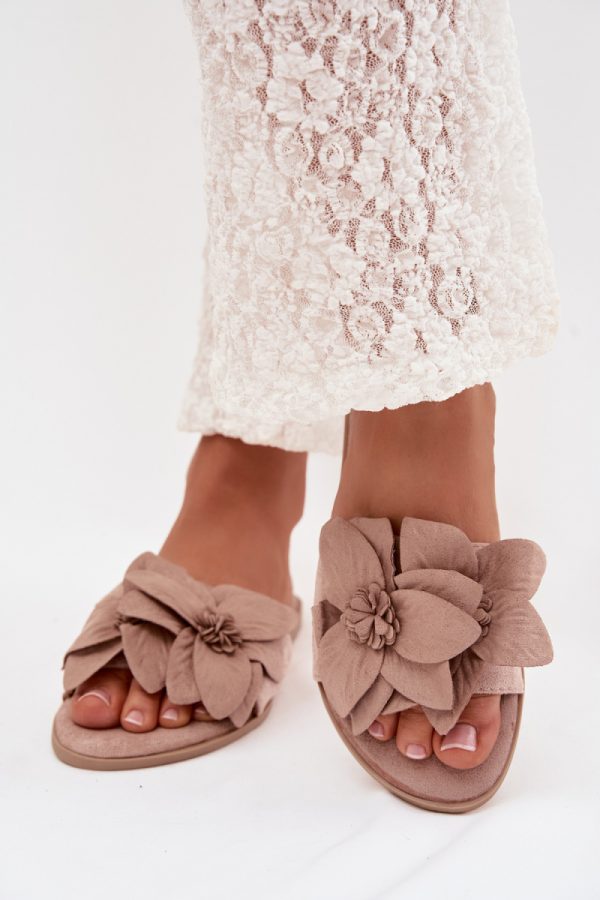 1117234 Flip-flops model 225393 Step in style