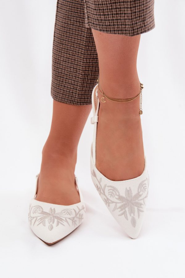 1118017 Sandals model 225628 Step in style