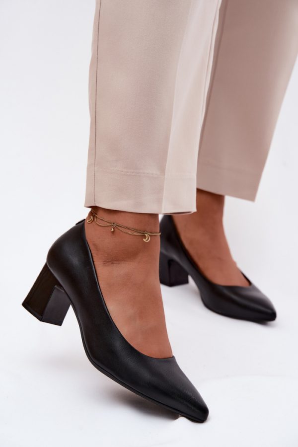 1122827 Block heel pumps model 227159 Step in style